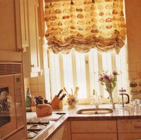 Варианты штор на кухню
