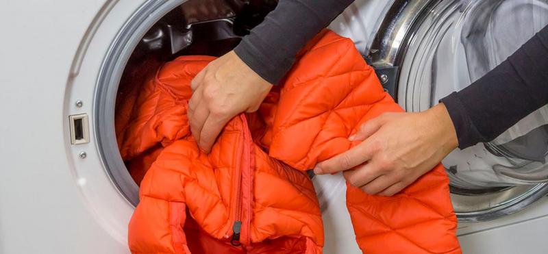Как стирать куртку: подробная инструкция