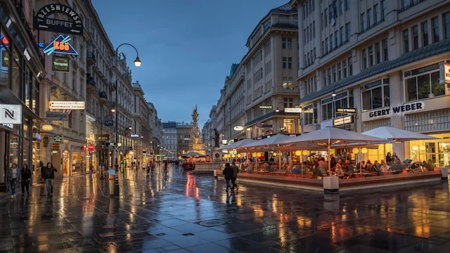 Австрийская компания SES Spar European Shopping Centres, ведущий оператор крупных торговых центров в