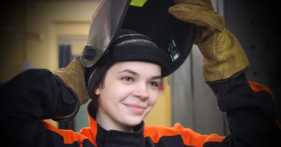 В России будет День сварщика!
