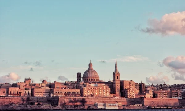 Программы UCA по управлению недвижимостью на Мальте останутся в силе