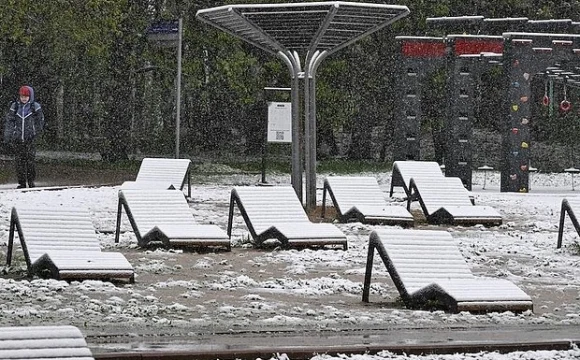 В Пермском крае в ноябре установили шезлонги на набережной