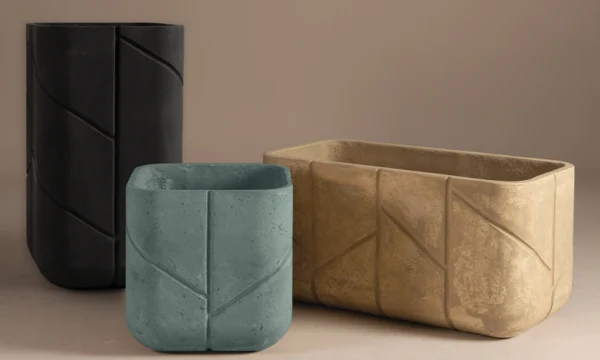 Кашпо на террасу от звезды дизайна