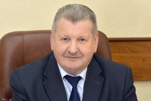 На «Зуб дракона « попался и брянский чиновник