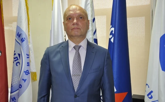 Уважаемые строители, коллеги лифтовики! Дорогие друзья!