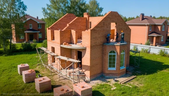 Ввод частных домов в России в I квартале снизился почти на 40%