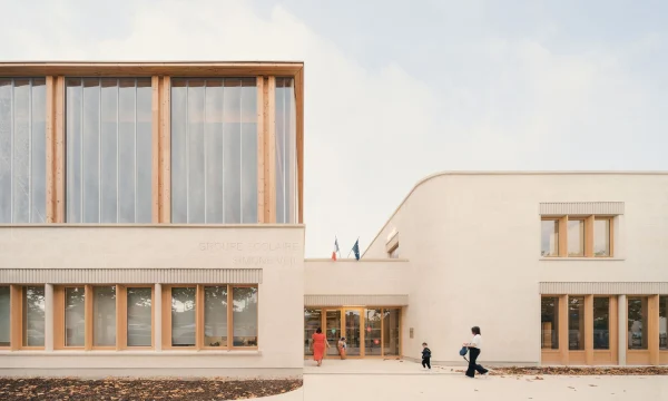 Школьный комплекс Симоны Вейль в Трамбле-ан-Франс, Франция