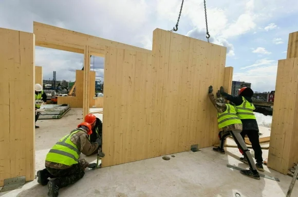 Деревянные дома предлагают использовать для расселения аварийного жилья