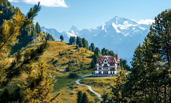 Молодые люди в Швейцарии живут дома со своими родителями дольше, чем двадцать лет назад