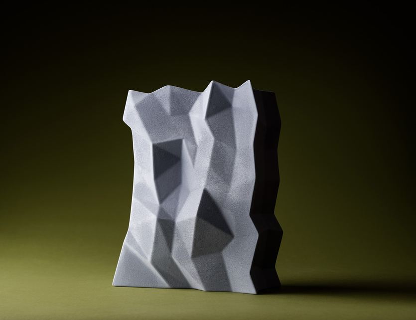 Включение из Парижа: вазы, как в компьютерной игре