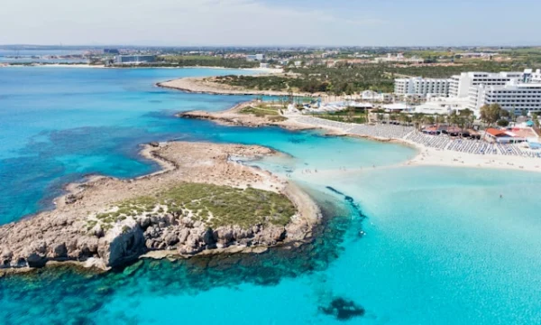 Рынок недвижимости Кипра уверенно выходит за рамки традиционных наличных транзакций, поскольку всё б