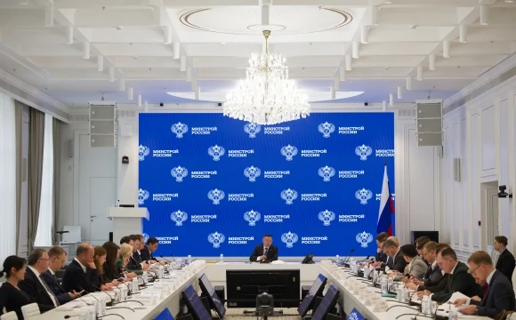 Минстрой поставил банкам задачу мобилизовать ресурсы для поддержки крупных застройщиков