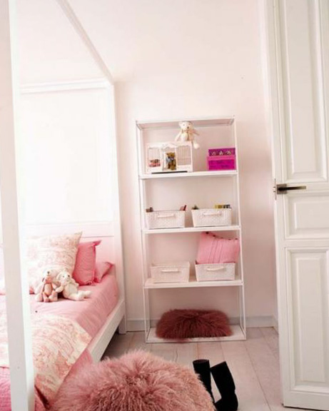 Спальня в розовых и фиолетовых оттенках - фото 5